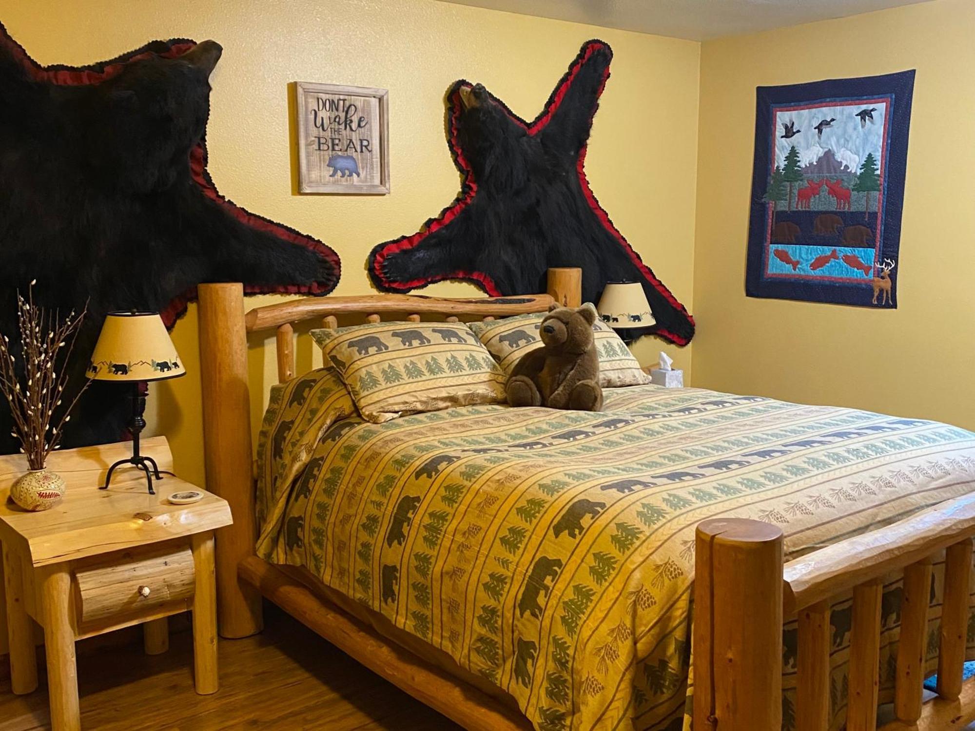 Two Bears Inn Bed & Breakfast Red Lodge Buitenkant foto