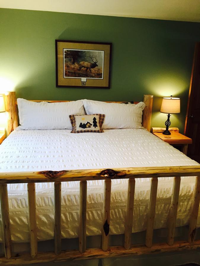 Two Bears Inn Bed & Breakfast Red Lodge Buitenkant foto