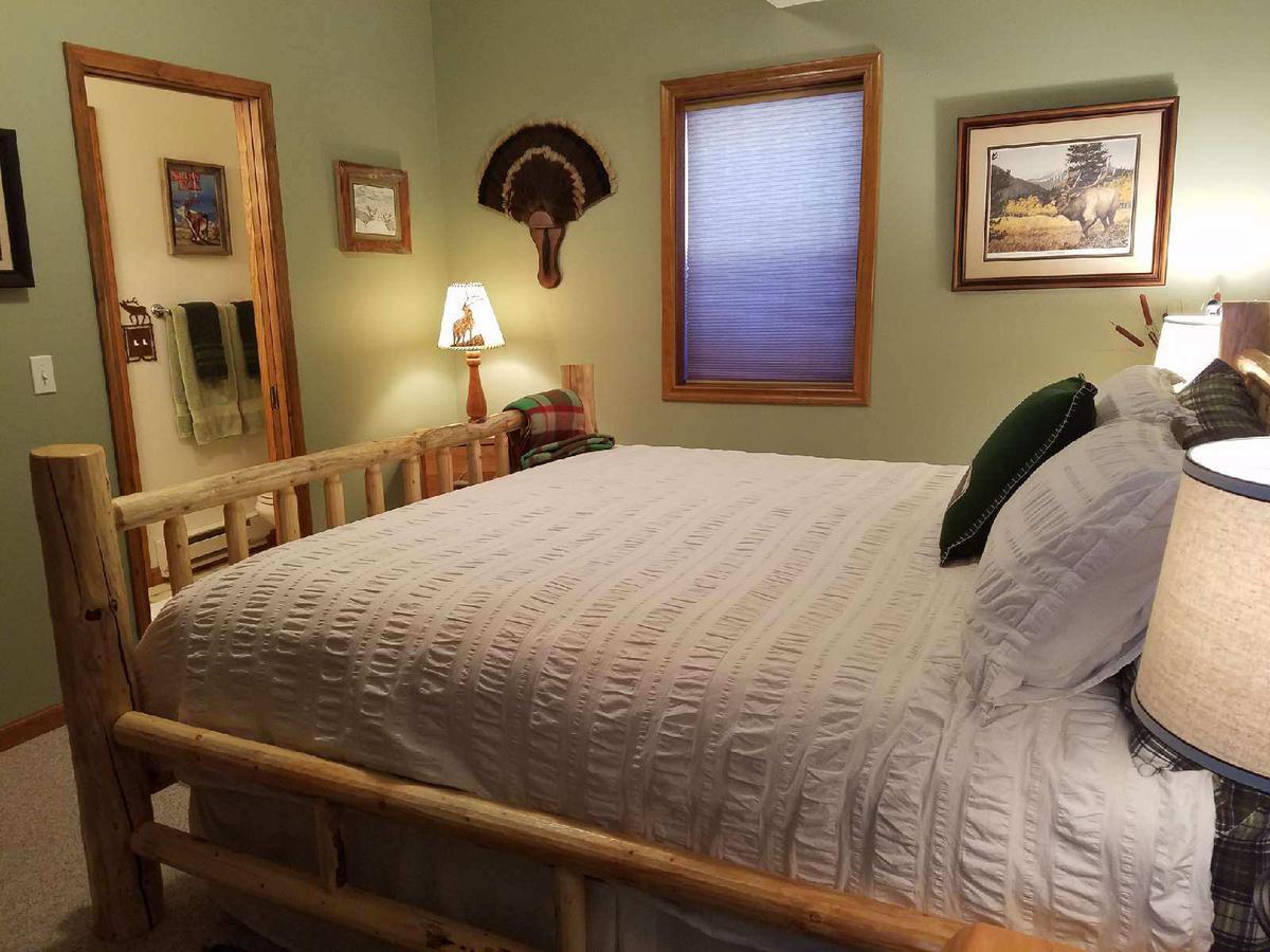 Two Bears Inn Bed & Breakfast Red Lodge Buitenkant foto